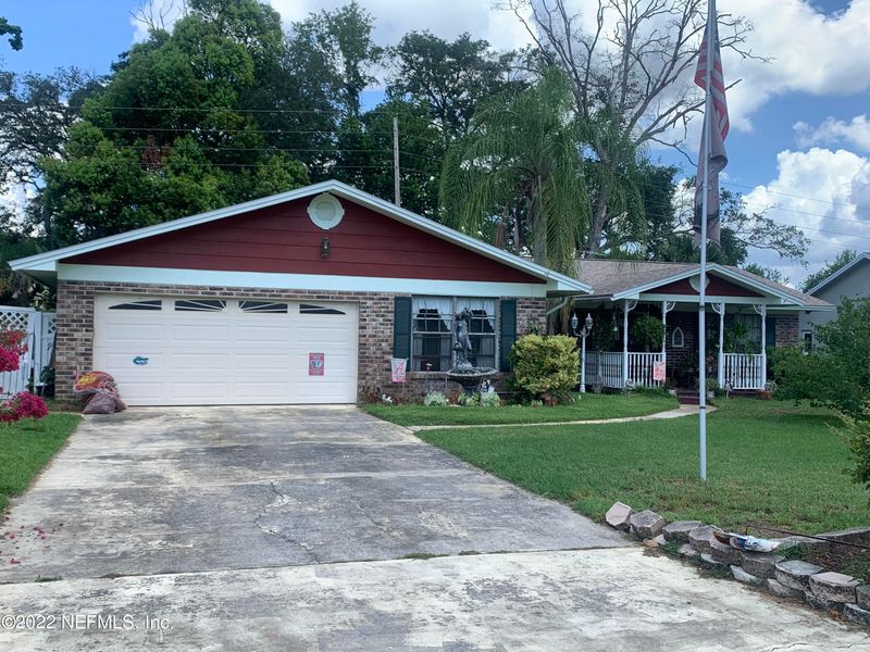 116 N Vanderford Rd, Orange Park, FL 32073