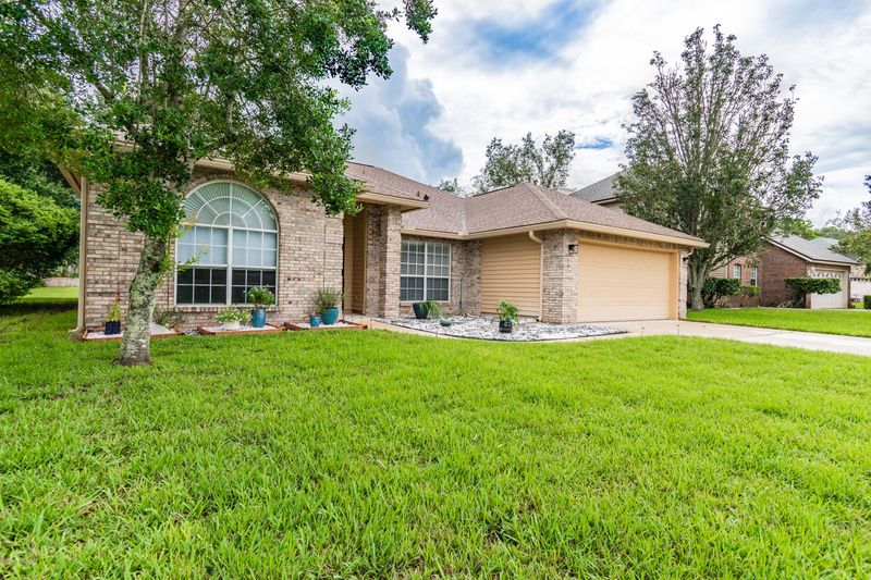 11629 Alexis Forest Dr E, Jacksonville, FL 32258