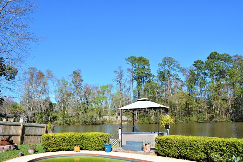11635 Lake Ride Dr, Jacksonville, FL 32223