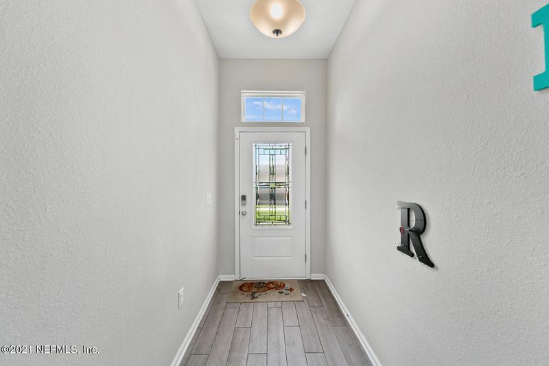 11637 Lake Chub Dr, Jacksonville, FL 32226