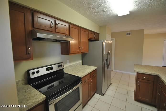 11638 W West Ride Dr, Jacksonville, FL 32223