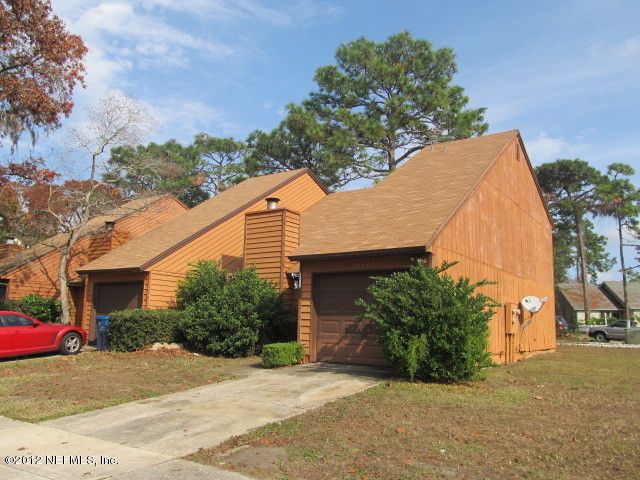 11647 Ft Caroline Lakes Dr, Jacksonville, FL 32225