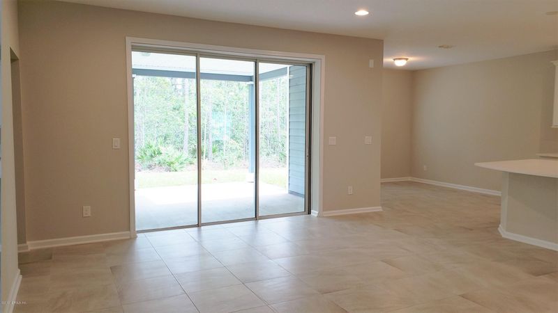 1166 Laurel Valley Dr, Orange Park, FL 32065