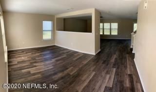 11661 Carson Lake Dr, Jacksonville, FL 32221