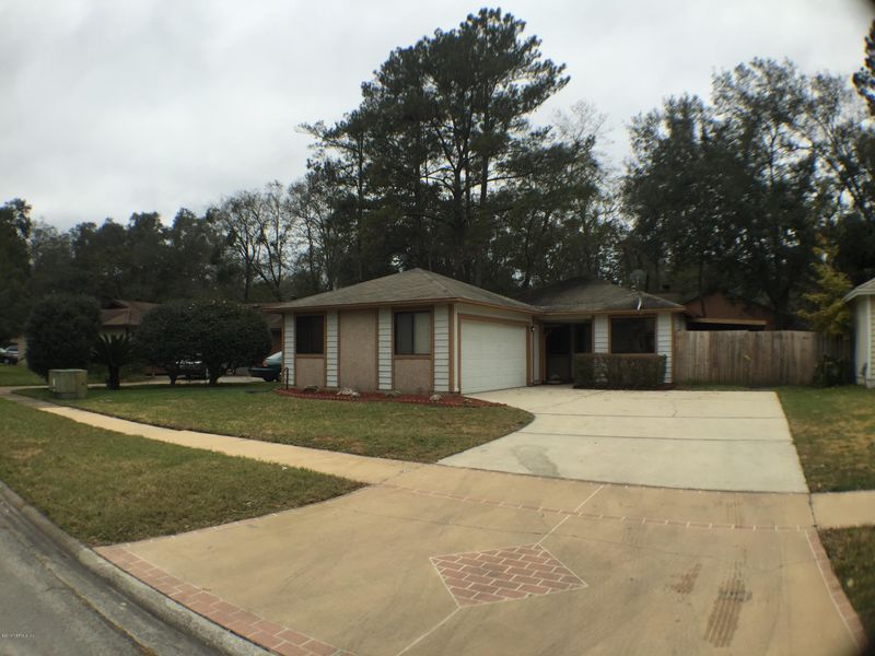 11666 Tyndel Dr, Jacksonville, FL 32223