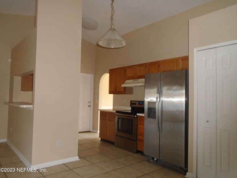 11674 Cherry Bark Dr E, Jacksonville, FL 32218
