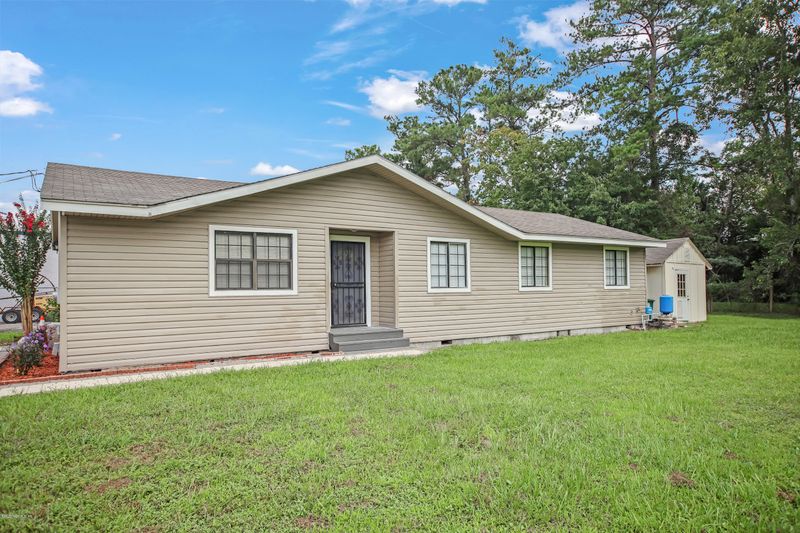 11683 Greenada Dr, Jacksonville, FL 32258