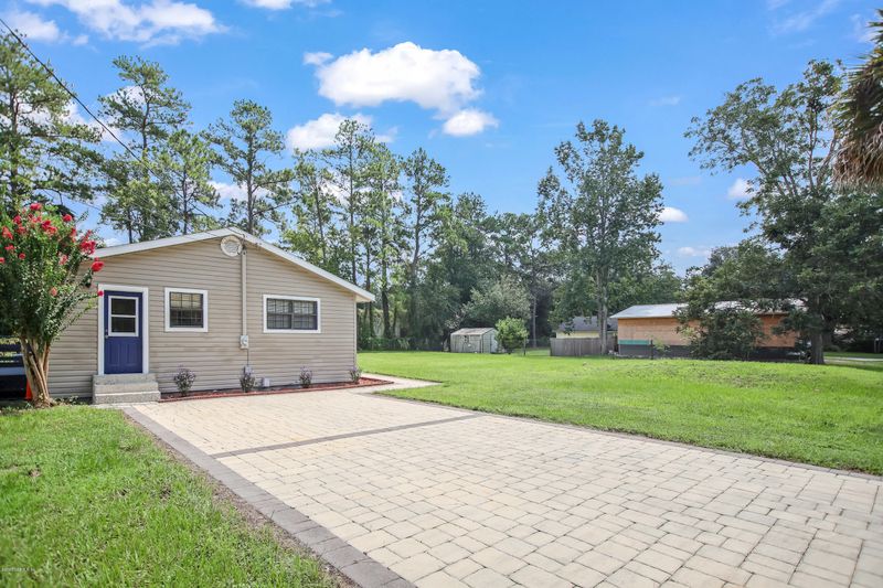 11683 Greenada Dr, Jacksonville, FL 32258