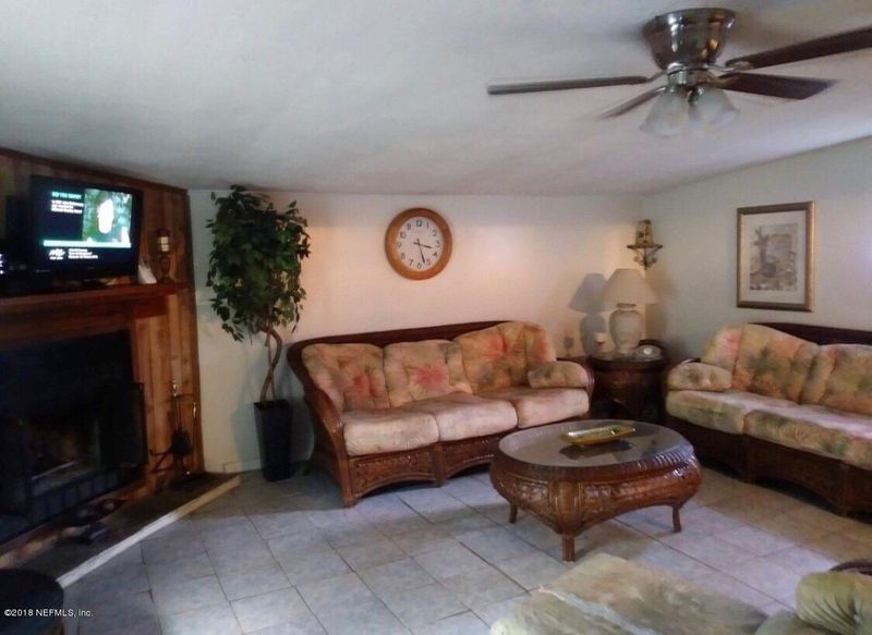 11712 Starfish Ave, Jacksonville, FL 32246