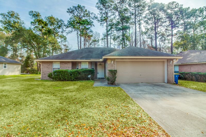 11717 Cherry Bark Dr E, Jacksonville, FL 32218