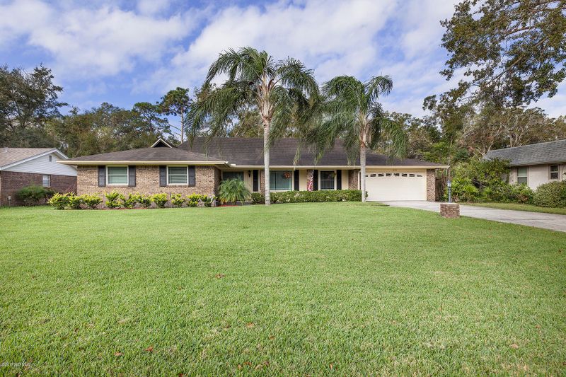 11720 Loretto Woods Ct, Jacksonville, FL 32223