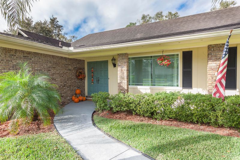 11720 Loretto Woods Ct, Jacksonville, FL 32223