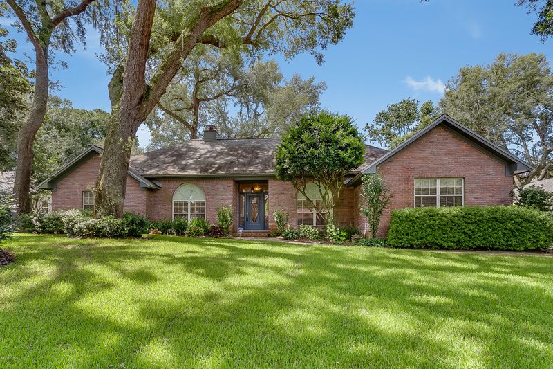 11726 White Bluff Dr S, Jacksonville, FL 32225