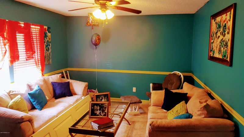 11741 Tortoise Way N, Jacksonville, FL 32218