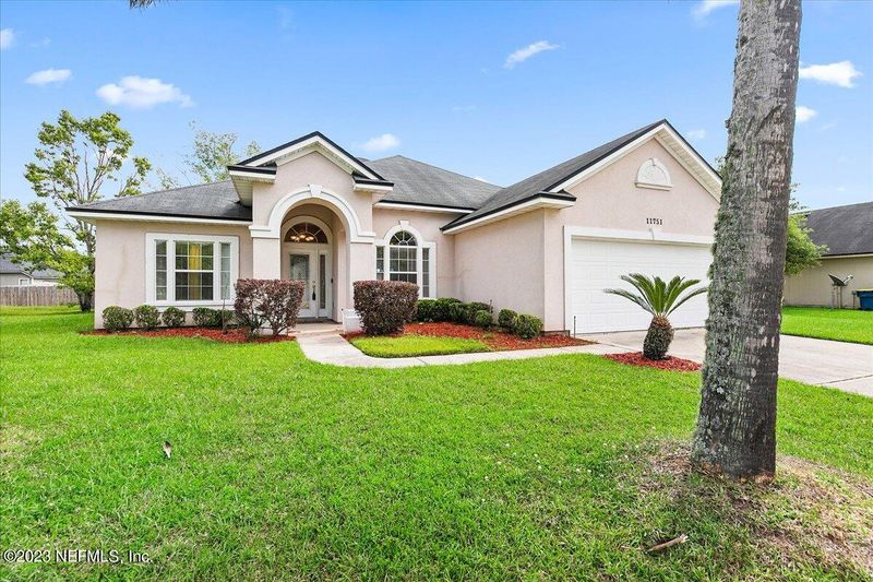11751 Raindrop Rd, Jacksonville, FL 32219