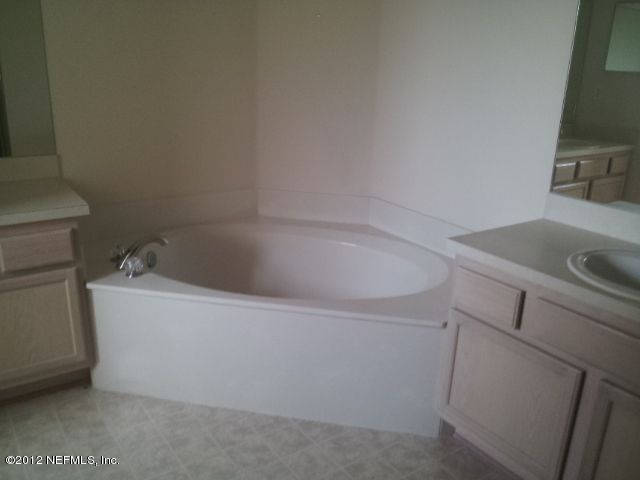 1177 Calla Glen Ln, Green Cove Springs, FL 32043
