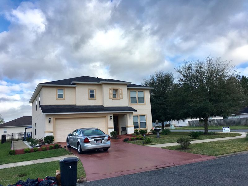 11799 Carson Lake Dr W, Jacksonville, FL 32221