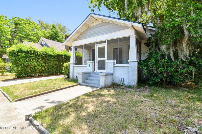 118 33rd St W, Jacksonville, FL 32206