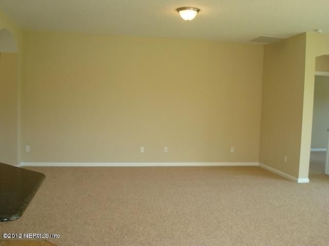 118 Castlegate Ln, St Johns, FL 32259