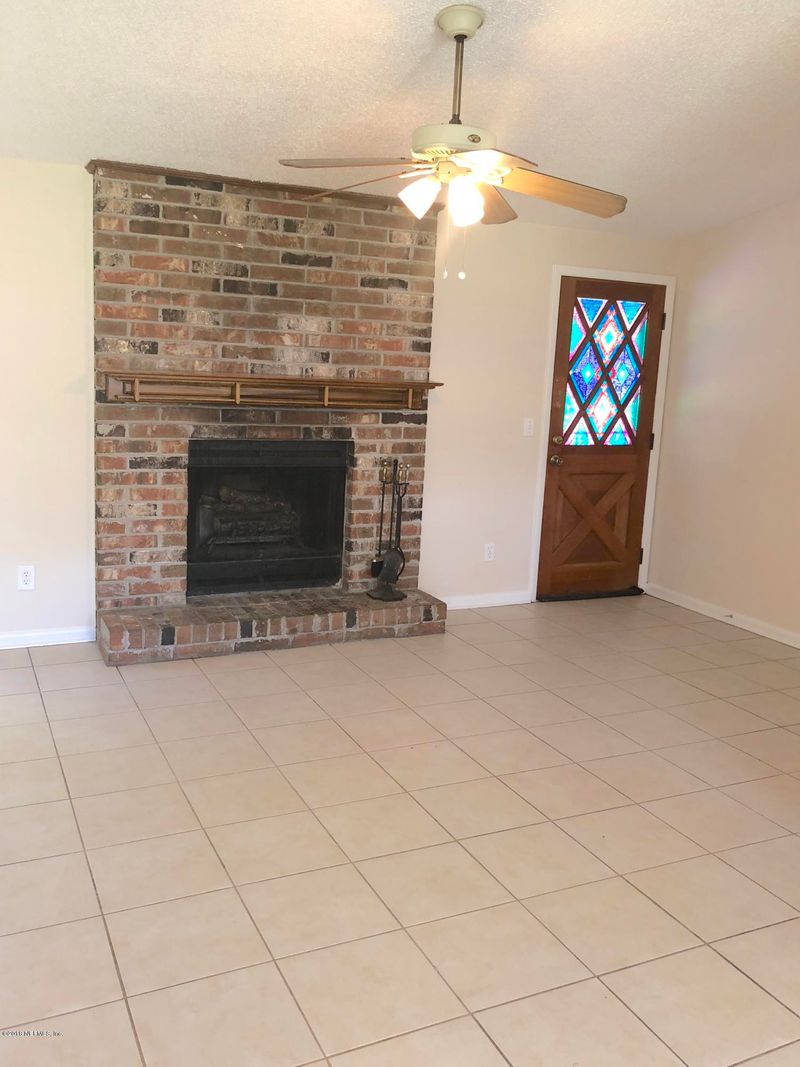118 Lester Murray Ln, Middleburg, FL 32068