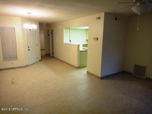 1182 Bayshore Dr N, Atlantic Beach, FL 32233