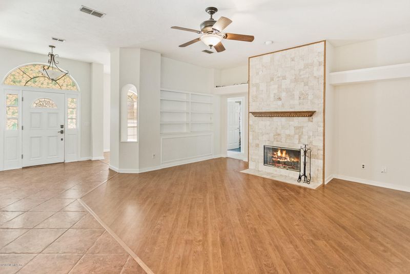 11845 Tanya Ter E, Jacksonville, FL 32223