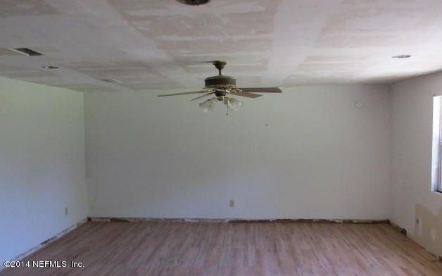 1186 Otis Rd, Jacksonville, FL 32220