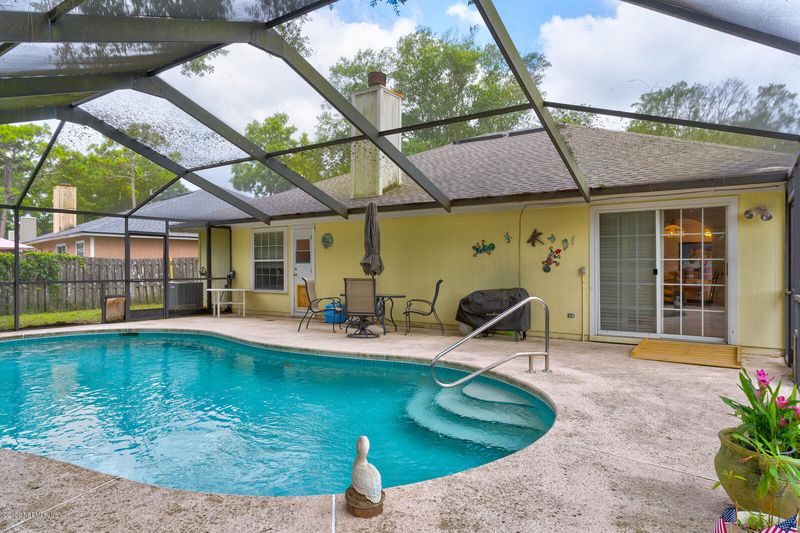 1189 Dorwinion Dr, Jacksonville, FL 32225