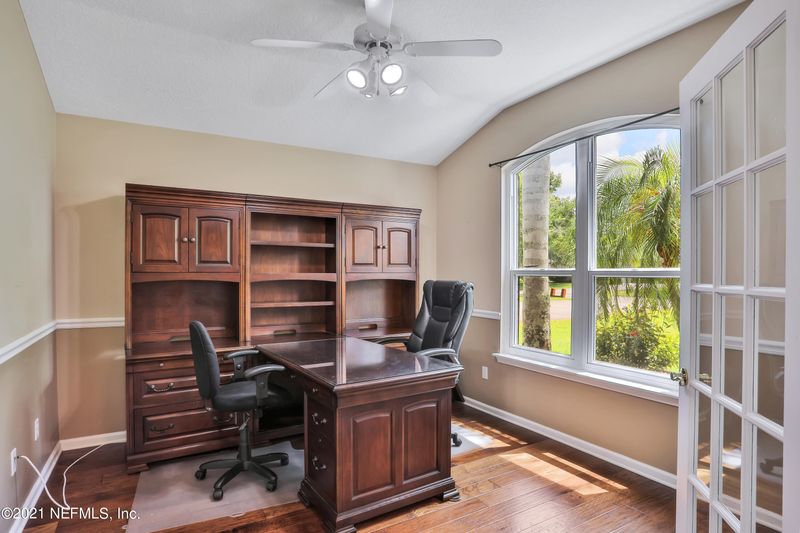 1193 Hideaway Dr N, St Johns, FL 32259