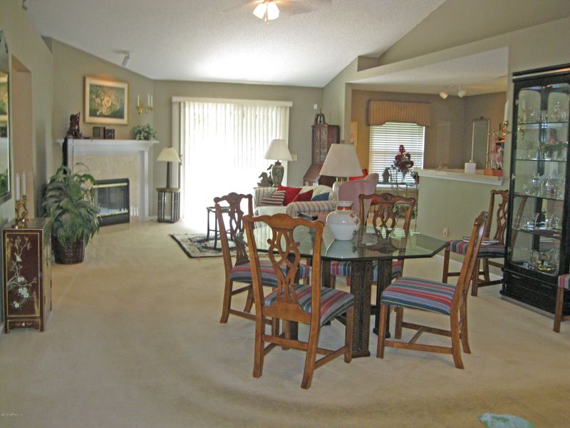 11976 Swooping Willow Rd, Jacksonville, FL 32223