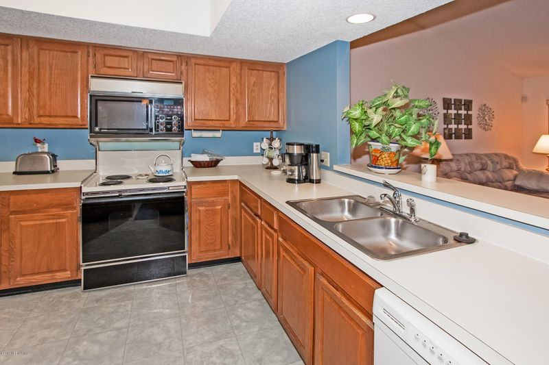 12 W Sea Winds Ln #12, Ponte Vedra Beach, FL 32082