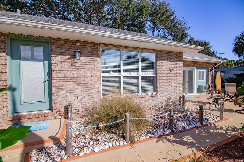 120 15th St, St Augustine Beach, FL 32080