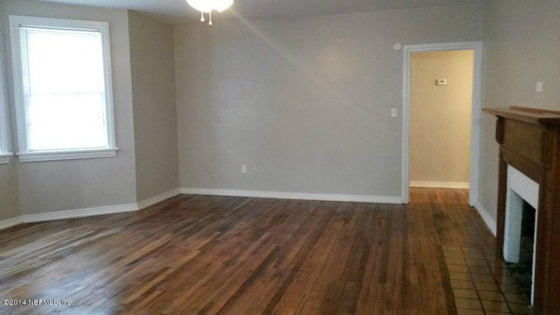 120 65th St W, Jacksonville, FL 32208