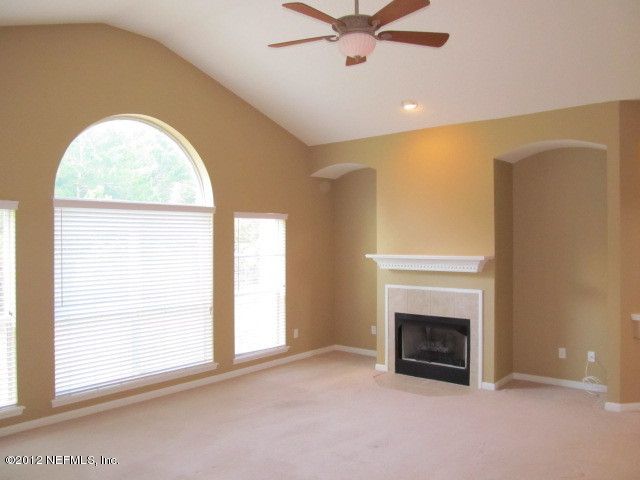 120 Bilbao Dr, St Augustine, FL 32086