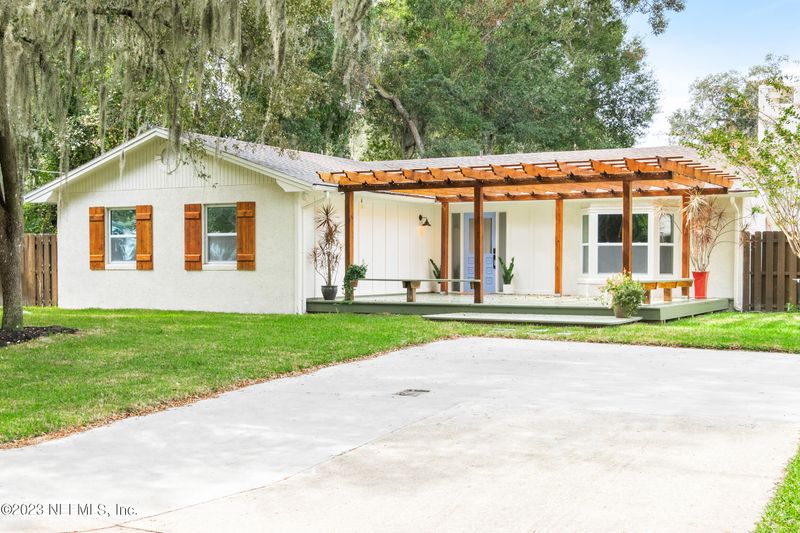 120 Hawthorne Rd, St Augustine, FL 32086