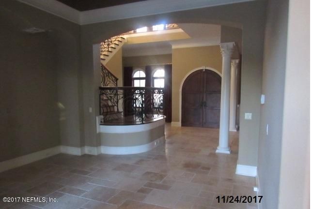 120 N River Dr, St Augustine, FL 32095
