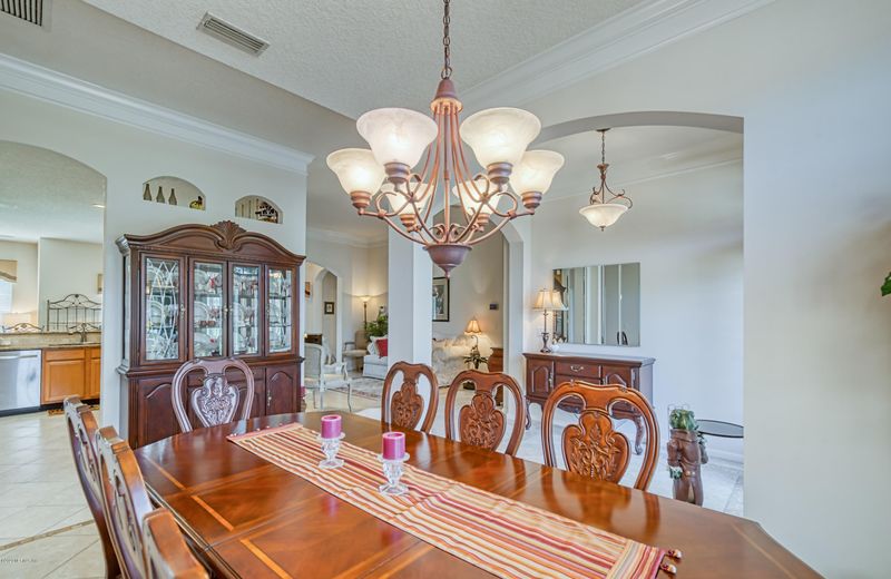 12003 Spring Ridge Dr, Jacksonville, FL 32258