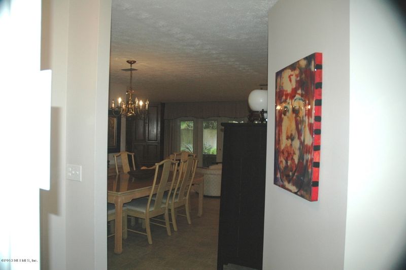 1201 Big Tree Rd, Neptune Beach, FL 32266