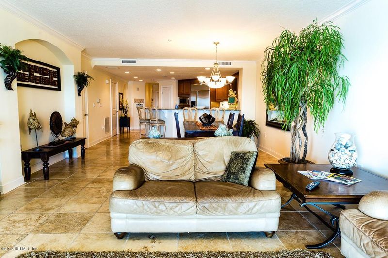 1201 N 1st St #702, Jacksonville Beach, FL 32250