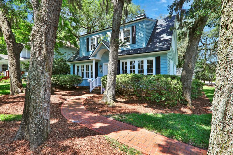 1202 Palmer Ter, Jacksonville, FL 32207