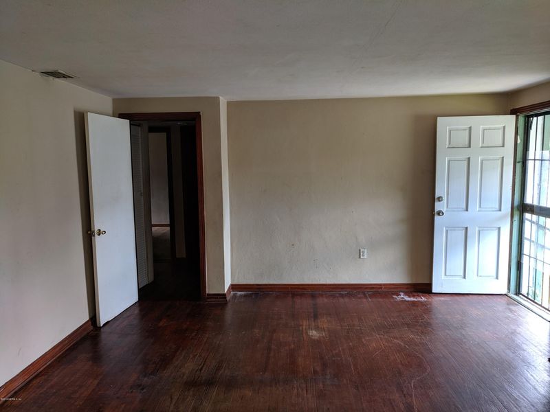 1203 E 12th St, Jacksonville, FL 32206