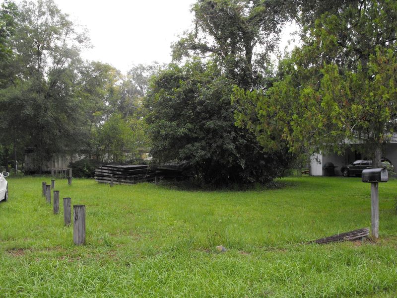 1209 Cahoon Rd, Jacksonville, FL 32221