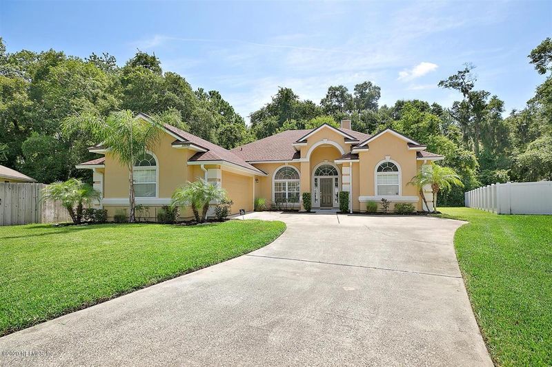 12090 Stirrup Ct, Jacksonville, FL 32246
