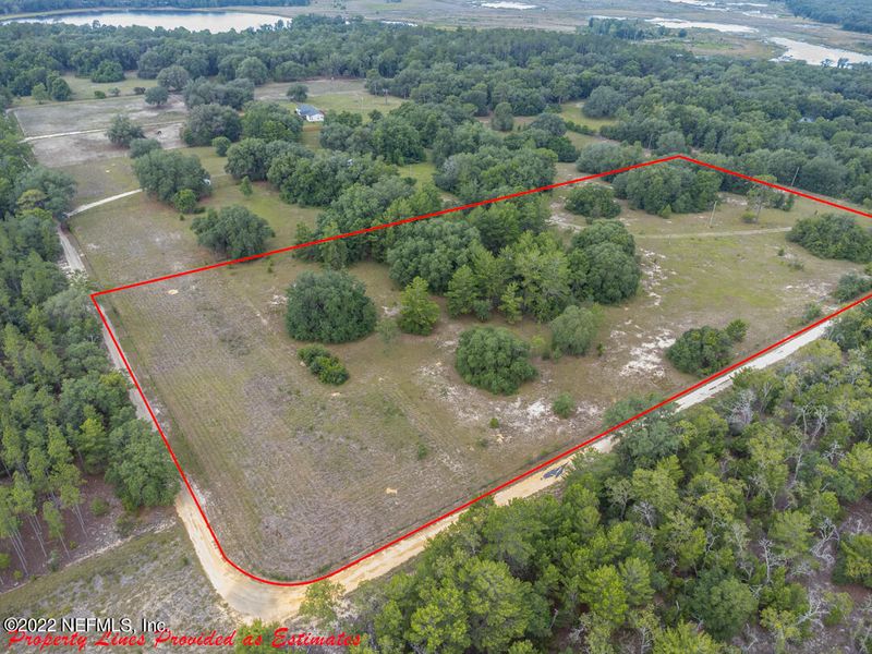 121 Goldie Rd, Melrose, FL 32666