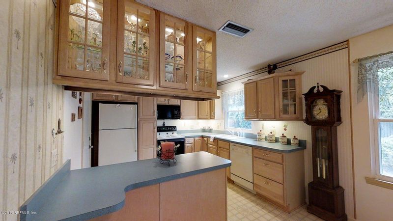 121 Osage Rd, St Augustine, FL 32086