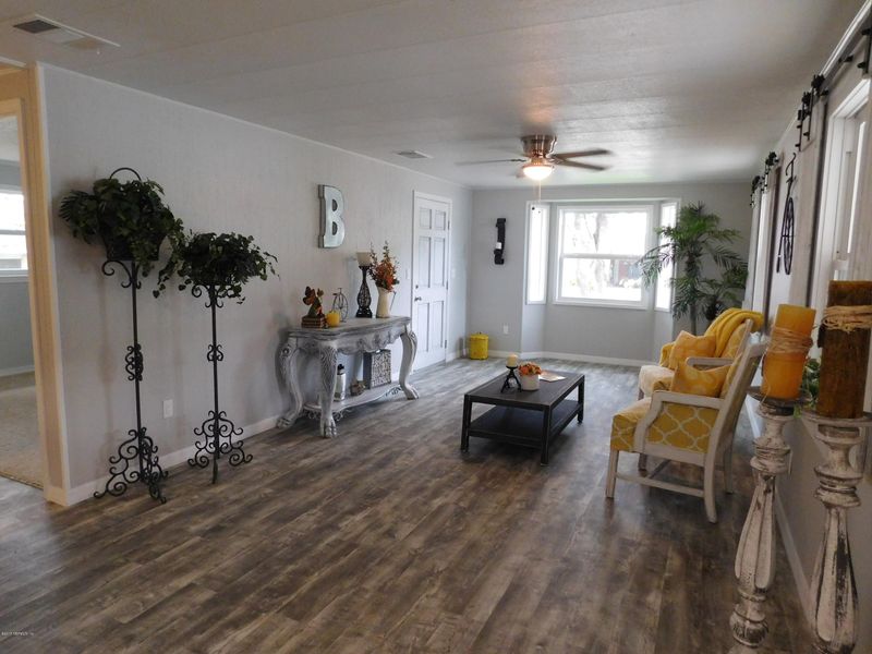 121 Phoenetia Dr, St Augustine, FL 32086