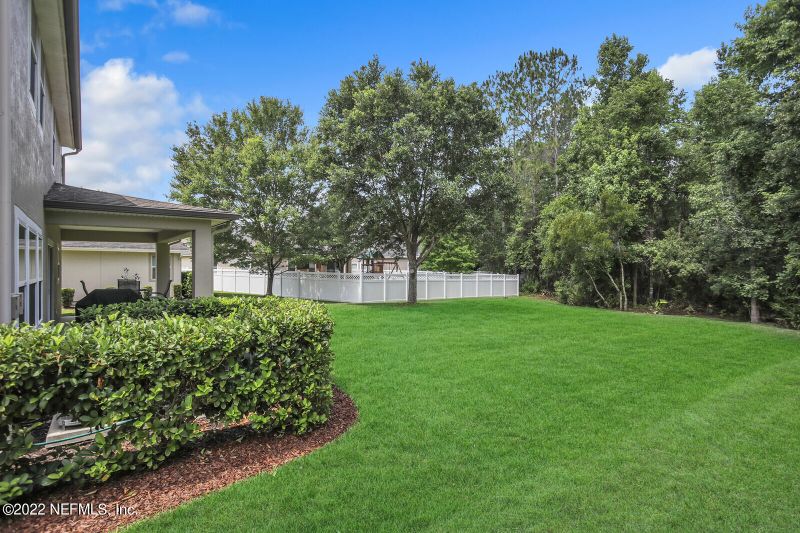 121 Tollerton Ave, St Johns, FL 32259