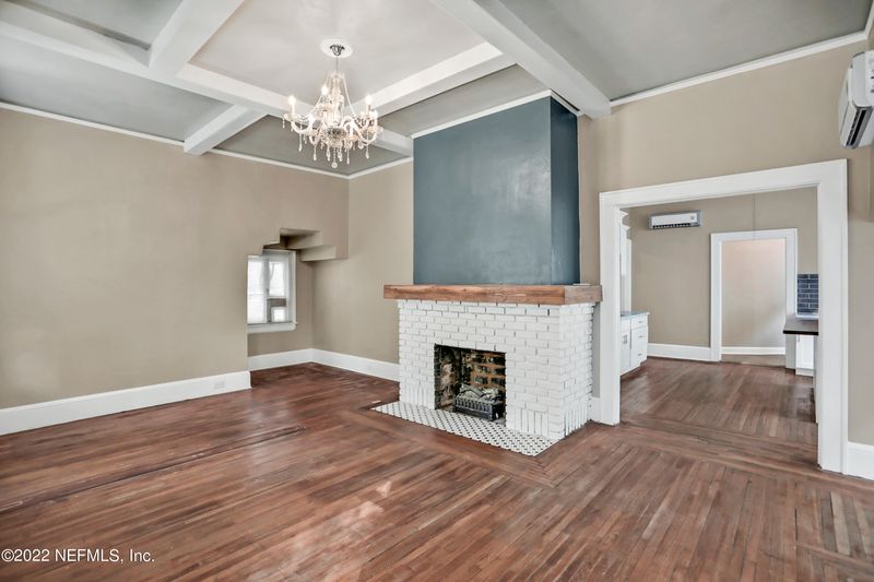 121 W 6th St, Jacksonville, FL 32206