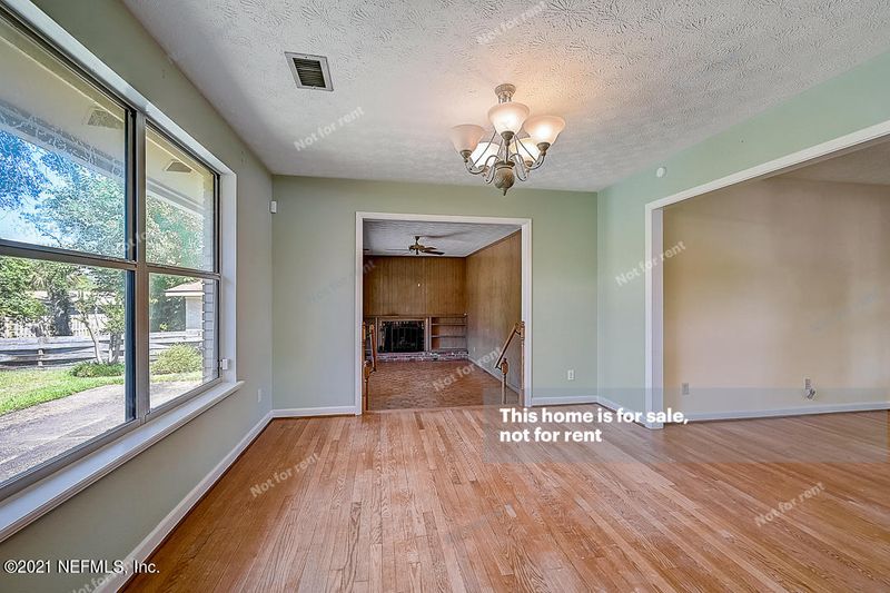 1214 Carlotta Rd W, Jacksonville, FL 32211