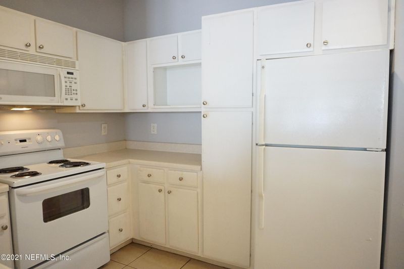 12171 Beach Blvd #1811, Jacksonville, FL 32246